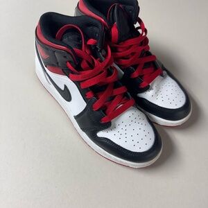 Jordan 1 Fly Ease White Red Black Size 5
